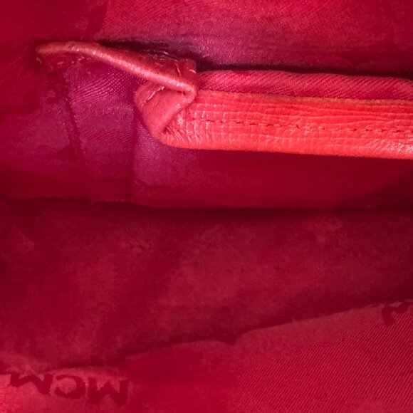 MCM München Red Pebbled Leather Small Tote Bag B9075 - Picture 7 of 16